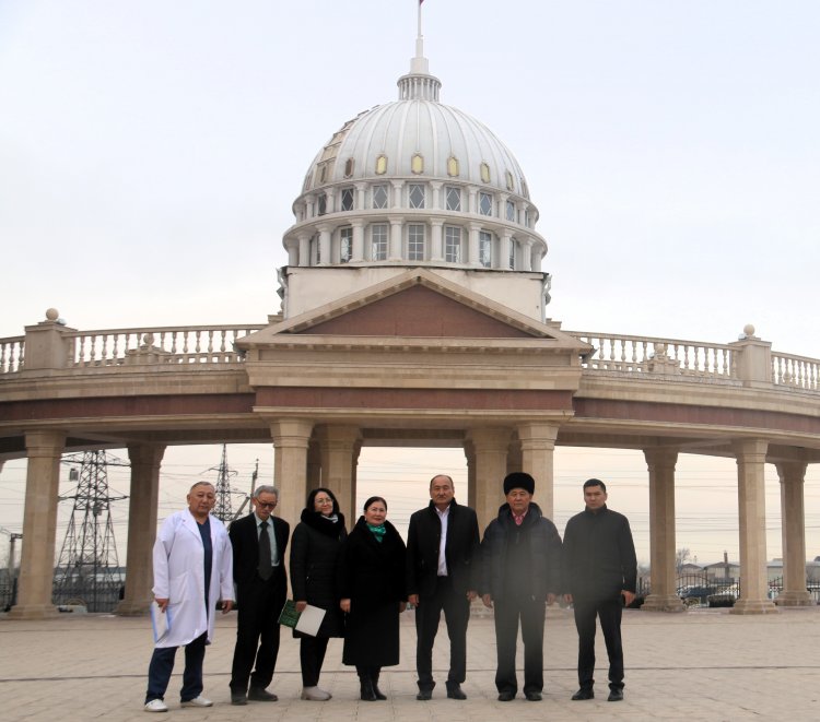 Министр Здравоохранения Кыргызской Республики ознакомился с деятельностью Евразийского международного университета