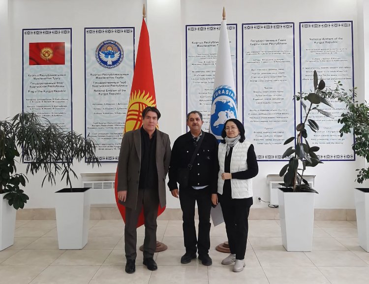 Dr. Mehmet Hasguler visited EIU