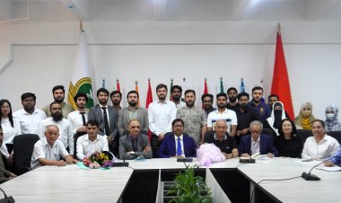 Ambassador of Pakistan to the University