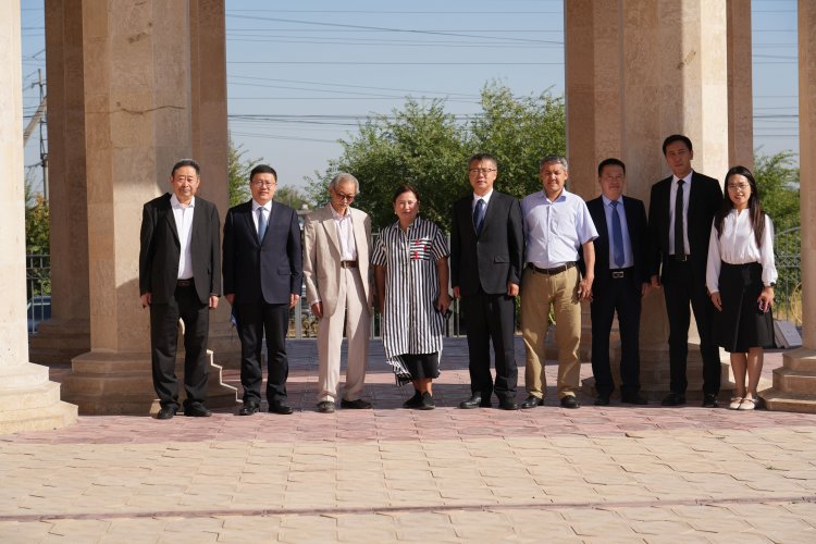 Visit of Chinese delegation from Qingdao University to Eurasian International University