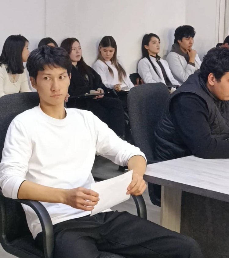 Студент, с праздником тебя!